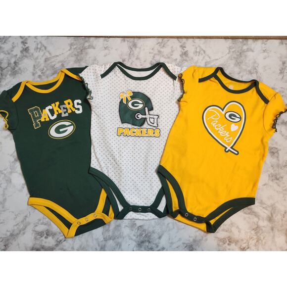 Green Bay Packers Infant NFL Team Apparel Bodysuit 3Piece Set Size 18‎ Month - Picture 1 of 6
